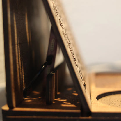 Personalized Book Valet – The Ultimate Reading Nook Upgrade