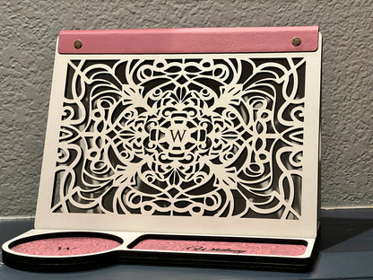 Personalized Book Valet – The Ultimate Reading Nook Upgrade